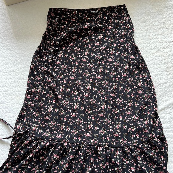 NastyGal midi skirt - Picture 1 of 5